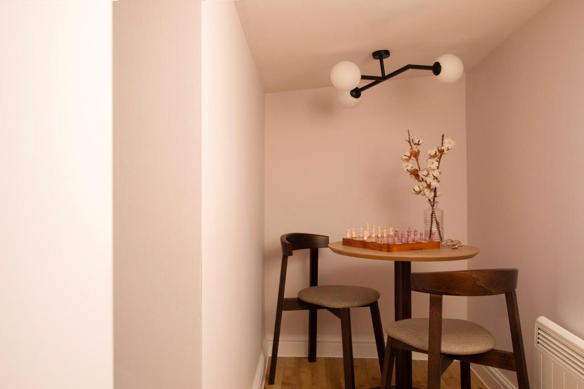 Aparthotel Bob W Holland Park Londra