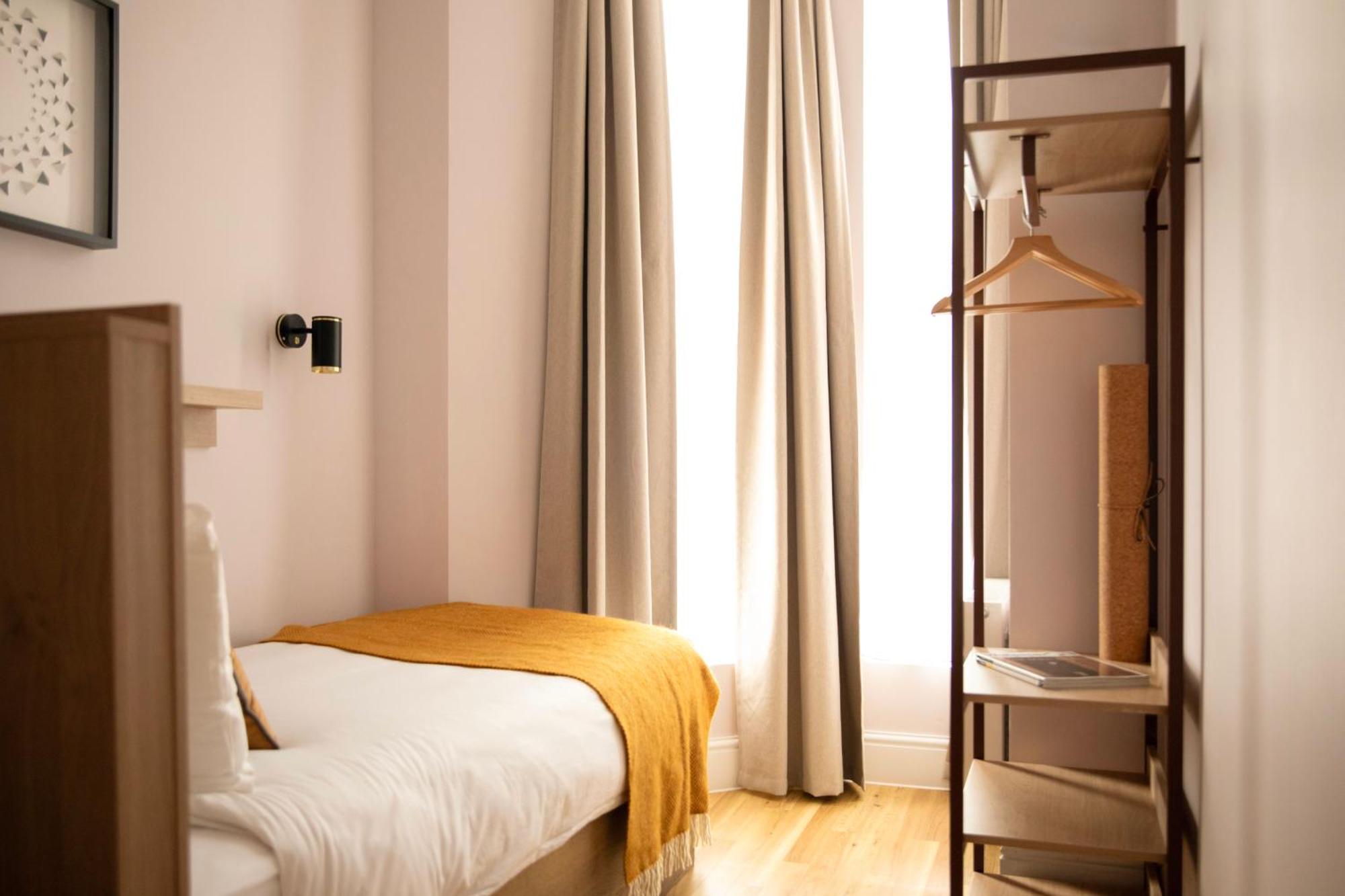 Aparthotel Bob W Holland Park Londra